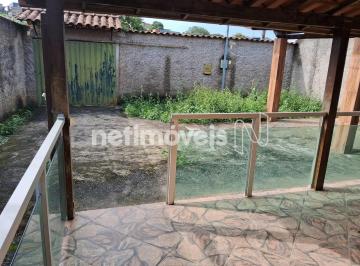 3911aed8-d8c6-40d5-b34c-19e4c2d586e1.webp · Casa Plana com 3 Quartos, Suíte, 3 Vagas e Habite-se !
