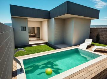Casa de 3 quartos, Itanhaém · CASA COM PISCINA A VENDA NA PRAIA EM ITANHAÉM/SP