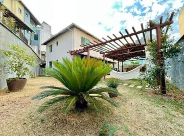 Casa · 300m² · 4 Quartos · 2 Vagas · Casa à venda, 4 quartos, 1 suíte, 2 vagas, Cabral - Contagem/MG