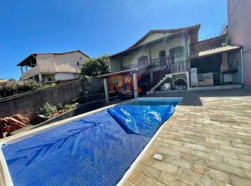 Casa · 285m² · 3 Quartos · 4 Vagas · Casa à venda, 3 quartos, 1 suíte, 4 vagas, Nacional - Contagem/MG