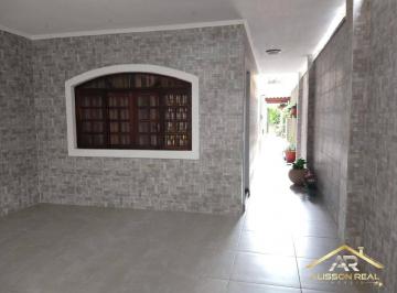 Casa · 173m² · 3 Quartos · 2 Vagas · Sobrado com 3 quartos, 1 Suíte, 2 Vagas na Vila Ayrosa, Osasco, São Paulo.