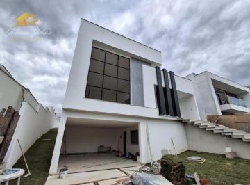 Foto 01 · CASA LINEAR DE ALTO PADRÃO COM 4 QUARTOS SENDO 3 SUÍTES A VENDA NO CONDOMÍNIO VIVERDE 1 EM RIO DAS O