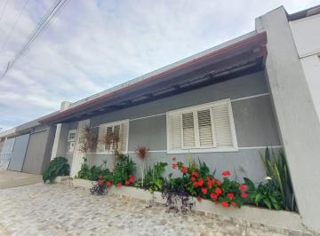 Casa de 5 quartos, Brasília · ALUGA-SE BELISSÍMA CASA ASA NORTE