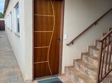 Apartamento de 2 quartos, Águas Lindas de Goiás · Vendo Apto 2qtos, térreo no começo de águas lindas - aceito Financiamento