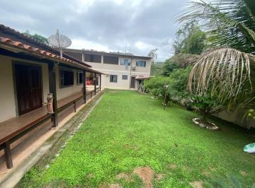 .jpeg+2025-01-16 · Linda casa com amplo terreno em Angra dos Reis-RJ