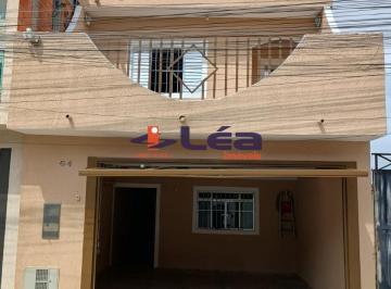 Foto 01 · Sobrado à venda em Itaquaquecetuba-SP: 1 quarto, 1 suíte, 1 sala, 2 vagas e 125m² no Jardim Santa Ri