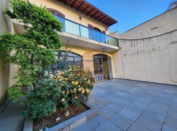Casa · 240m² · 3 Quartos · 6 Vagas · VENDE-SE LINDO SOBRADO FRONTAL NO ANALIA FRANCO - 240M BEM GRANDE
