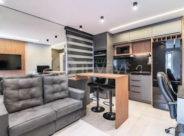 16955010200.jpg · IMOBILIARIA JUVEVÊ ALUGA APARTAMENTO STUDIO MOBILIADO CRISTO REI PRX MERCADO MUNICIPAL JARDIM BOTANI