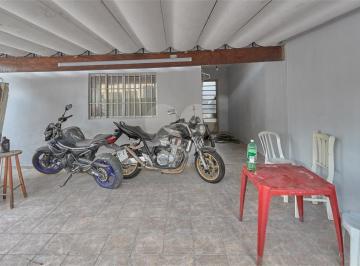 Área de Serviço · Imoveis - na Vila Santa Catarina