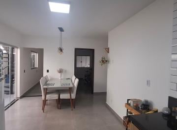 Casa de 3 quartos, Vicente Pires · Rua 4 - vic pires - vendo linda casa 3 quartos ,.suite