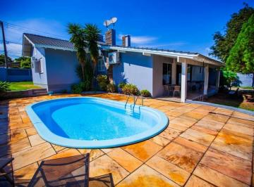 Casa · 333m² · 3 Quartos · 4 Vagas · Casa plana