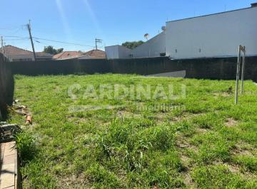 Terreno · 363m² · Terreno com excelente localização próximo supermercados e escolas.