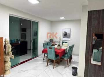 Casa · 169m² · 4 Quartos · 4 Vagas · Casa geminada à venda, 4 quartos, 4 vagas, Centro - Contagem/MG