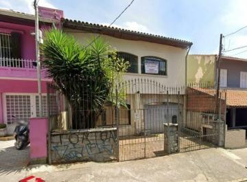 Casa · 210m² · 1 Quarto · 4 Vagas · Casa com 210m² localizado no Bairro Santo Amaro em São Paulo - SP.
