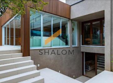 Casa · 608m² · 3 Quartos · 3 Vagas · Espaço e Conforto em 608m²: Sua Nova Casa no Jardim Everest Espera por Você