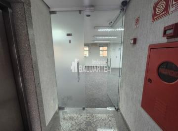 Comercial · 190m² · 6 Vagas · Aluga-se salas confortáveis no Brooklin.