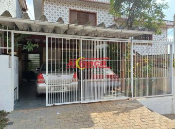 Casa · 160m² · 3 Quartos · 2 Vagas · Sobrado na Zona Norte com quintal e excelente localidade