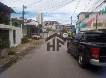 914cee305a1ef60775df5120abbda0a60a989f95 · Casa Residencial ou Comercial, no terreno de 338m², com 5 quartos, localizada no Alto do Mandú, Reci