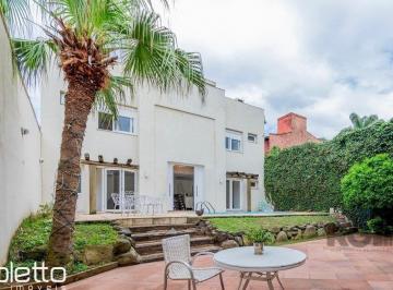 Casa · 460m² · 5 Quartos · 4 Vagas · Casa Para comprar com 5 Dormitórios na Chácara das Pedras