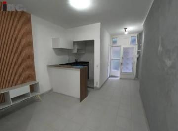 Foto 01 · Casa de Vila com 1 Quarto à venda, 59m² - Humaitá