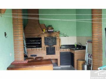 Casa · 255m² · 4 Quartos · 3 Vagas · Sobrado 4 dormitórios(1 suíte) 3 vagas na Vila Maria !