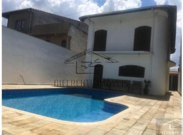 Casa · 256m² · 3 Quartos · 5 Vagas · Sobrado 256m²  em Ferraz de Vasconcelos !