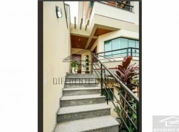 Casa · 300m² · 3 Quartos · 5 Vagas · Sobrado com 300m² para vender no Tatuapé !!!