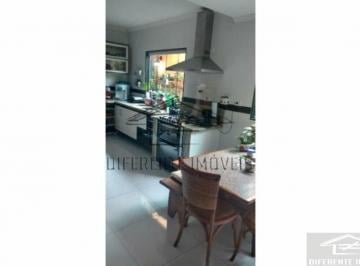 Casa · 204m² · 3 Quartos · 6 Vagas · SOBRADO 3 DORMITÓRIOS - 3 SUÍTES - 6 VAGAS NA VILA BEATRIZ !!