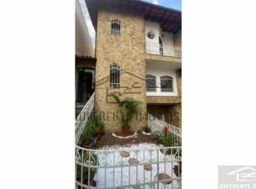 Casa · 286m² · 3 Quartos · 5 Vagas · Sobrado a Venda 286m² com 3 quartos e 5 vagas! Vila Carrão