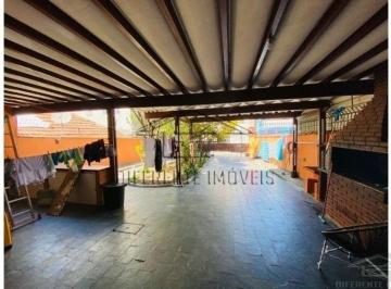 Casa · 120m² · 3 Quartos · 7 Vagas · TERRENO 10 DE FRENTE X 25 DE FUNDOS - PROXIMO TERMINAL DA CACHOERINHA !!
