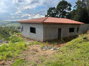 202504251323141497.jpg · Chácara para Venda em Toledo, CENTRO, 3 dormitórios, 1 suíte, 2 banheiros, 4 vagas