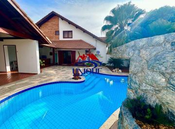Casa · 420m² · 2 Quartos · 2 Vagas · CASA CHARMOSA ESTILO RÚSTICO À VENDA EM CONDOMÍNIO EM BOITUVA SP