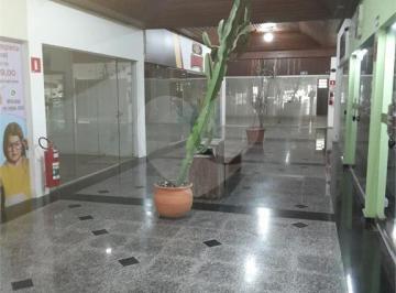 Comercial · 600m² · Loja à venda em Vila santo antônio - SP