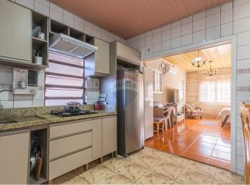 Casa · 188m² · 4 Quartos · 3 Vagas · Terreno 10x30  com 2 casas no pátio à venda,  por R$425.000 - Bairro Monte Carlo- Cachoeirinha/RS