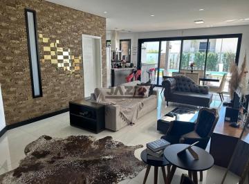 Casa · 250m² · 3 Quartos · 2 Vagas · Casa à Venda e Locação no Condomínio Arosa - Swiss Park, Campinas.