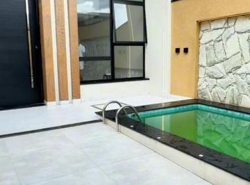 Casa · 200m² · 3 Quartos · 4 Vagas · QE 56, 3 SUITES, NOVINHA, CONTEMPORÂNEA E MODERNA!  ANALISAMOS TROCA COM IMOVEIS