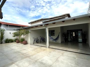 Casa de 3 quartos, Caldas Novas · Casa MOBILIADA de Alto Padrão