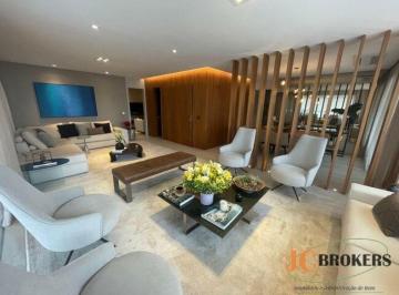 Apartamento · 370m² · 3 Quartos · 4 Vagas · Apartamento com 370m² de área mobiliado, 3 suítes, 4 vagas