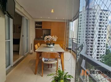 Apartamento · 127m² · 3 Quartos · 2 Vagas · Apartamento mobiliado com 127m² de área útil, 3 dormitórios sendo 1 suíte, 2 vagas