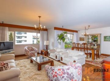 Apartamento · 164m² · 4 Quartos · 2 Vagas · Apartamento com 164m² de área útil,  4 Dormitórios sendo 1 suíte, 2 vagas de garagem.