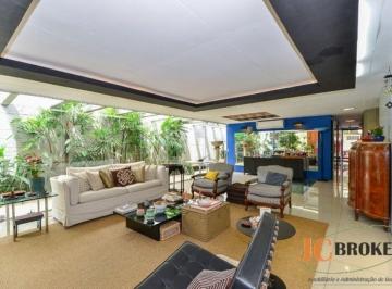 Casa · 367m² · 3 Quartos · 4 Vagas · Linda casa com 367 m² de área construída, 500m² de terreno, 3 dormitórios sendo 1 suíte, 4 vagas