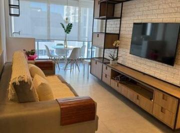 Apartamento · 71m² · 2 Quartos · 1 Vaga · Apartamento mobiliado com 71m² de área útil, 2 dormitórios sendo 1 suíte, banheiro social e 1 vaga