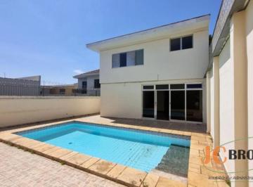 Casa · 500m² · 4 Quartos · 8 Vagas · Casa com 500m² de área útil, 4 suítes, 8 vagas