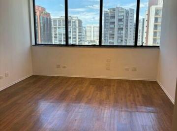 Comercial · 50m² · 1 Vaga · Conjunto comercial com 50 m2, 2 banheiros, 1 copa, 1 vaga na garagem.