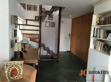 Apartamento · 136m² · 2 Quartos · 2 Vagas · Cobertura duplex com 136m² de área útil, 2 suítes, 2 vagas