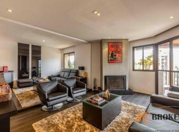 Apartamento · 158m² · 4 Quartos · 3 Vagas · Apartamento com 158m² de área útil, 4 dormitórios sendo 3 suítes, 3 vagas
