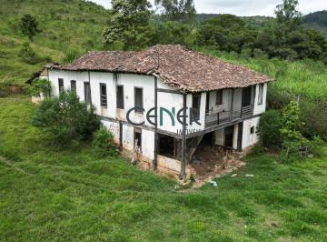 Rural · 75m² · Bela fazenda com sede centenária de 75,5 ha em Cons Lafaiete MG
