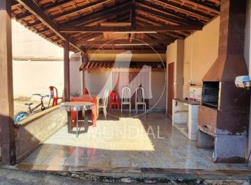 Quintal/corredores · Casa (térrea na rua) 3 dormitórios/suite, cozinha planejada