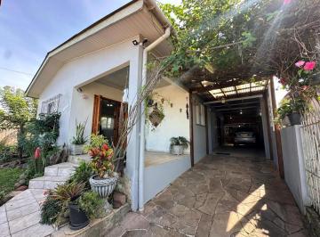 Casa · 275m² · 2 Quartos · 2 Vagas · Casa à venda em Taquara, Nossa Senhora de Fátima, com churrasqueira e espaço gourmet