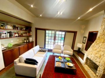 Casa · 370m² · 3 Quartos · 4 Vagas · Sobrado à Venda no Parque dos Príncipes ? 370m², 3 Suítes, Jardim Impecável e Segurança 24h